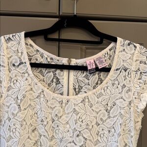 love on a hanger White Lace Cap Sleeve Blouse